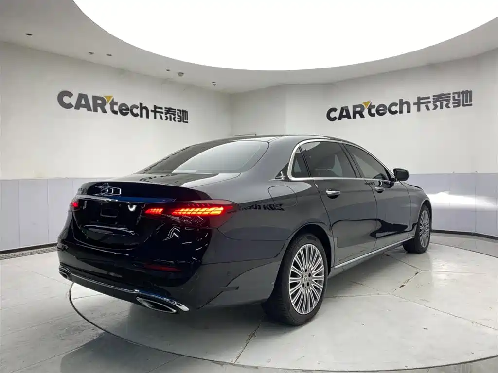 Mercedes-Benz E-Class 2023