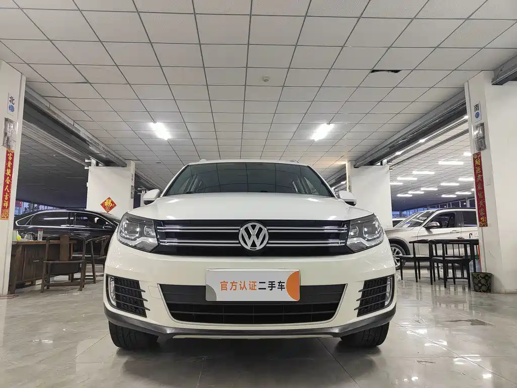 Volkswagen Tiguan 2016 — фото 2
