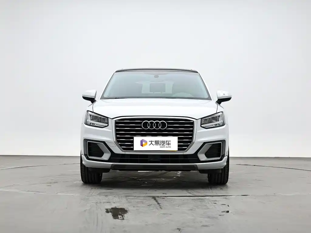 Audi Q2L 2021 — фото 2
