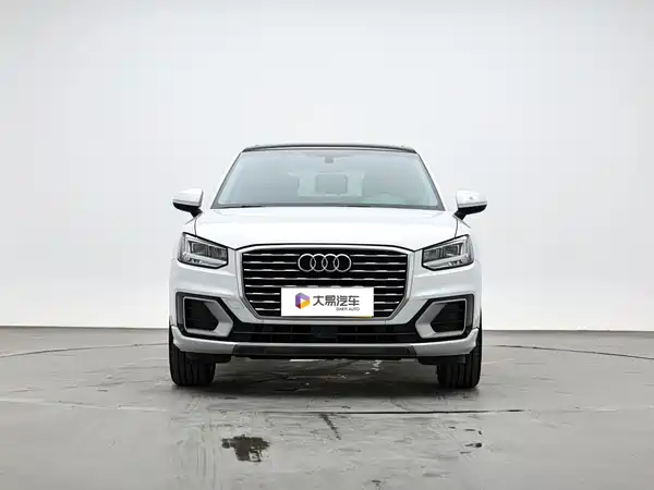 Audi Q2L 2021