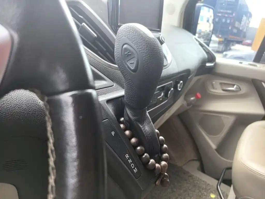 Ford Tourneo 2018 — фото 15