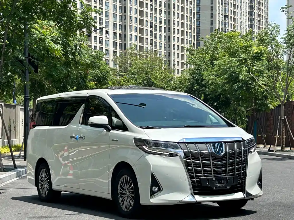 Toyota Alphard 2022 — фото 2