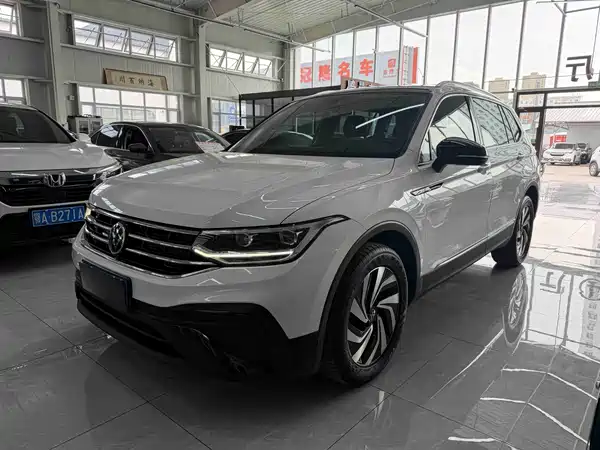 Volkswagen Tiguan L 2023