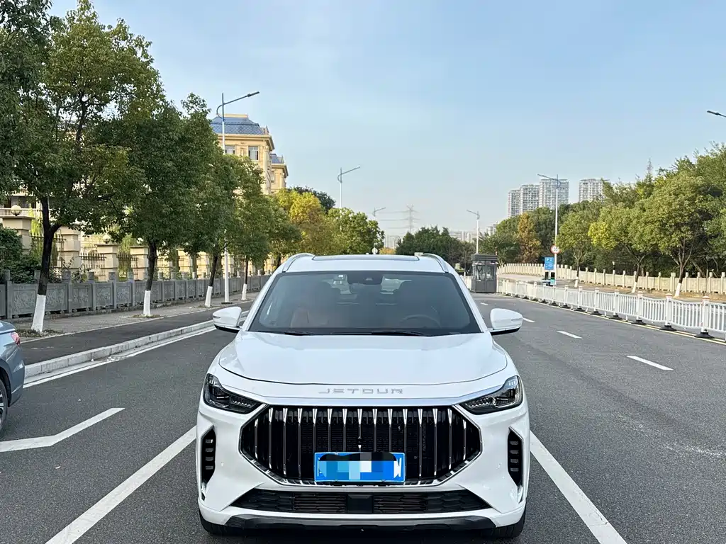 Jetour X70 PLUS 2023