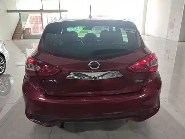 Nissan Tiida 2019