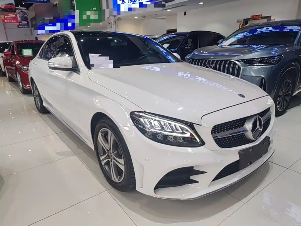 Mercedes-Benz C-Class 2020