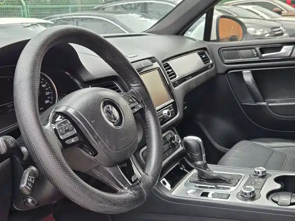 Volkswagen Touareg 2013