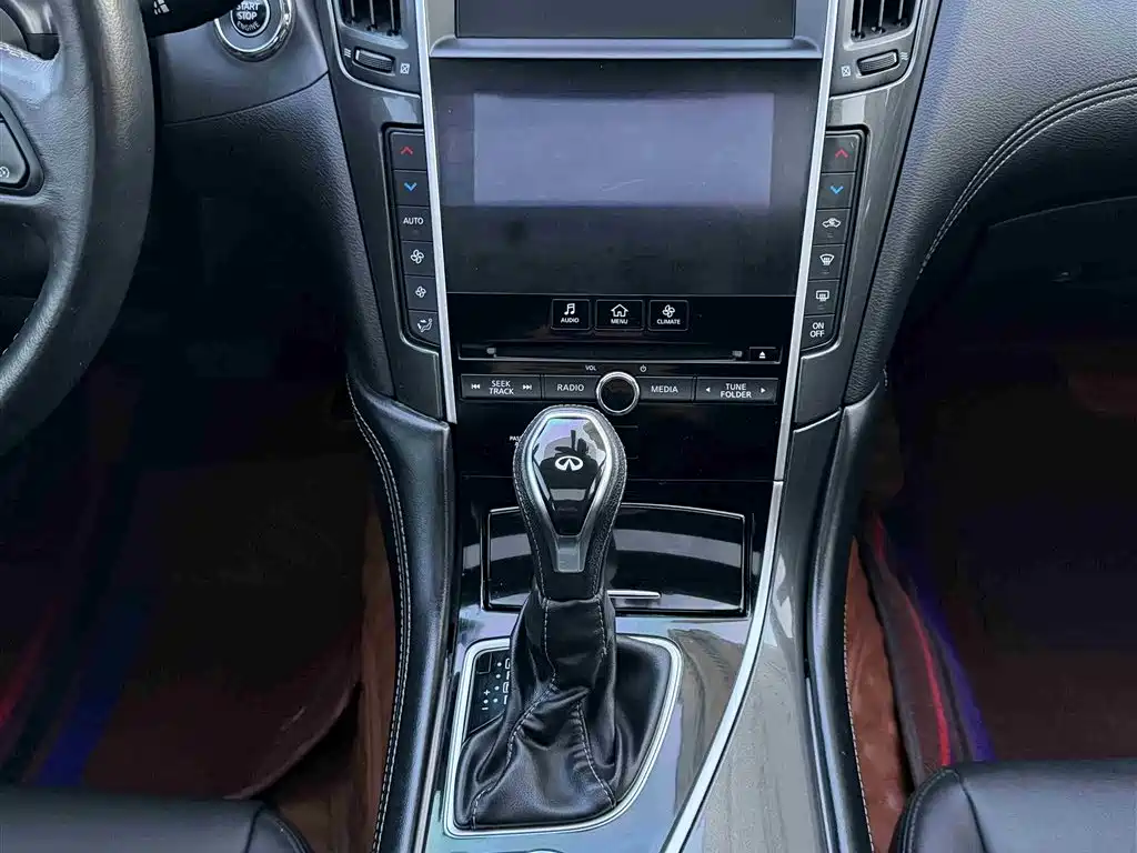 Infiniti Q50L 2020 — фото 11