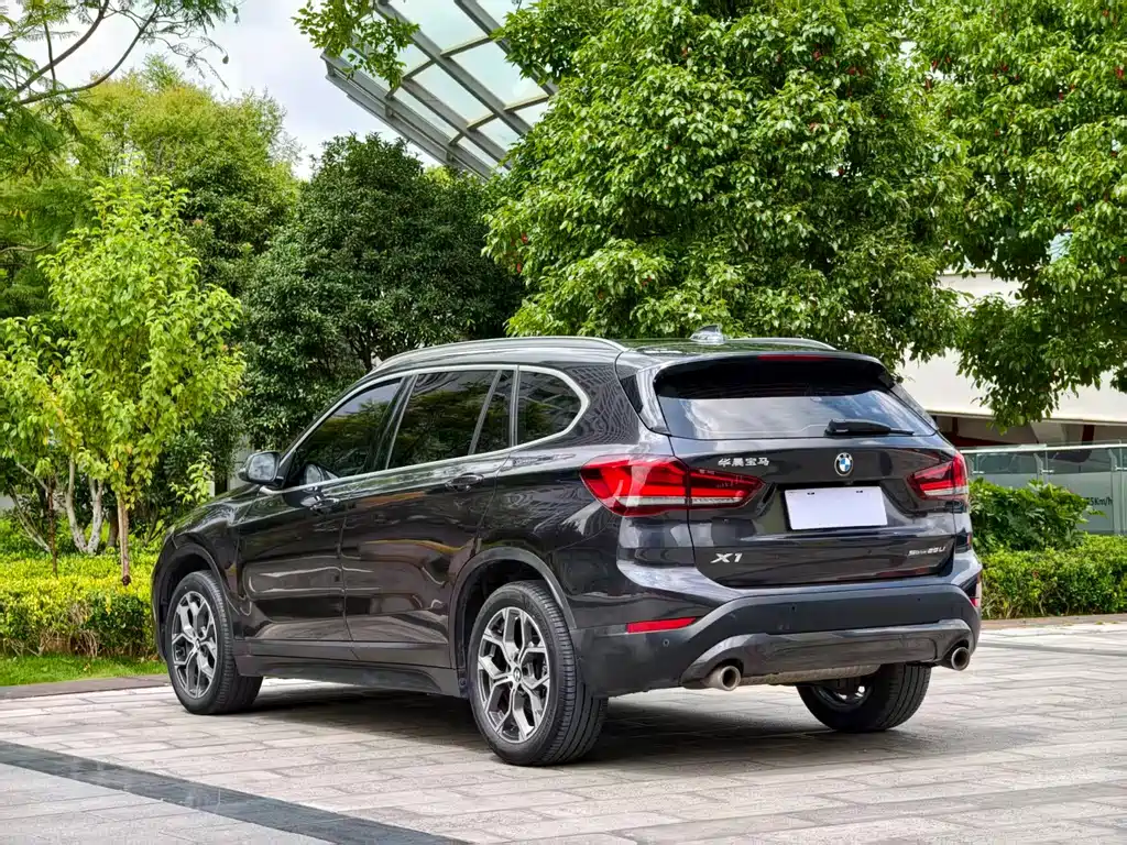 BMW X1 2022 — фото 5