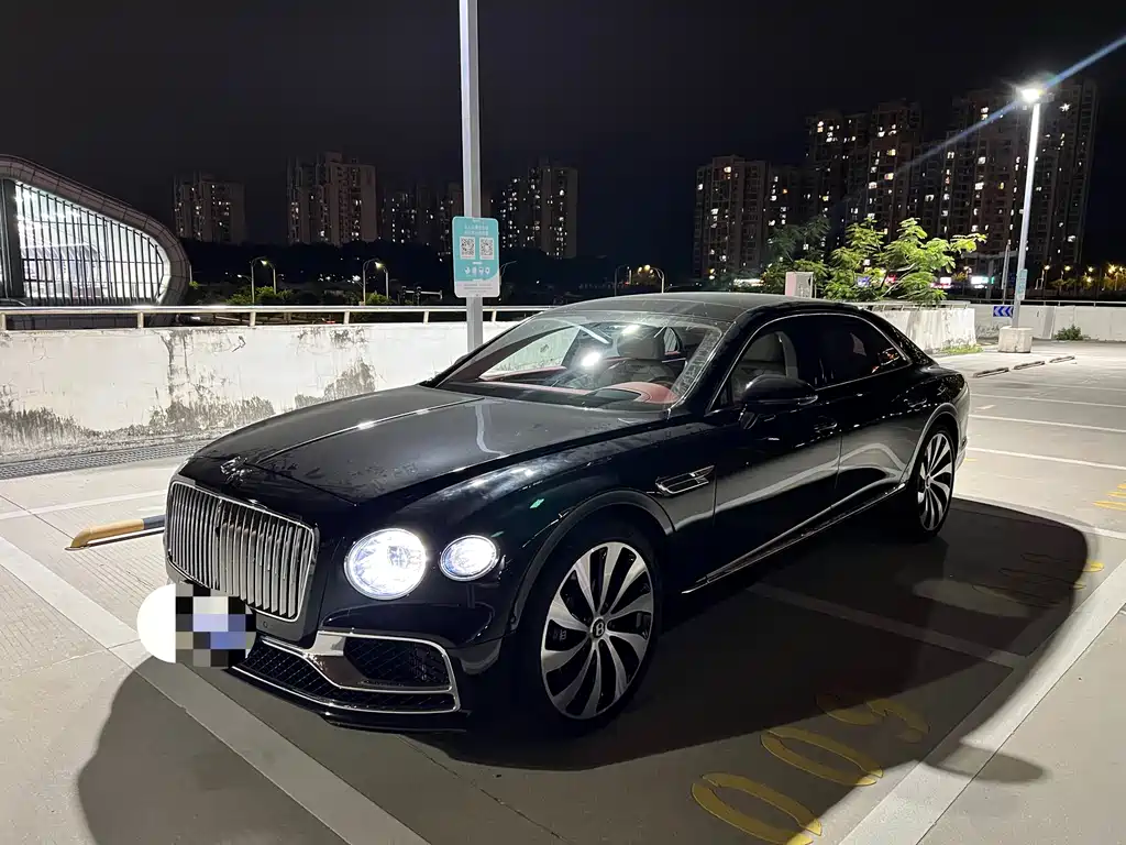 Bentley Flying Spur 2025 — фото 1