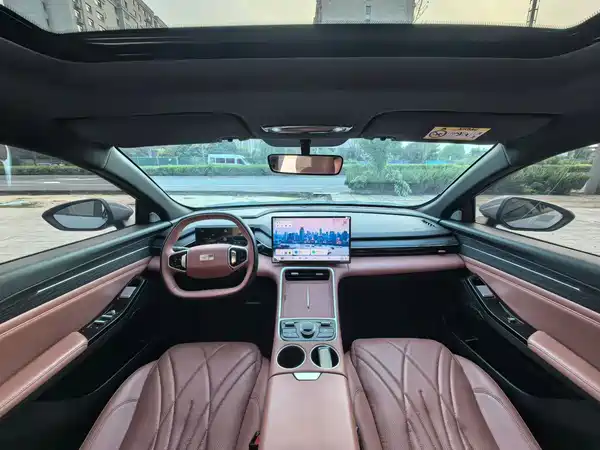 Geely Galaxy L6 2025