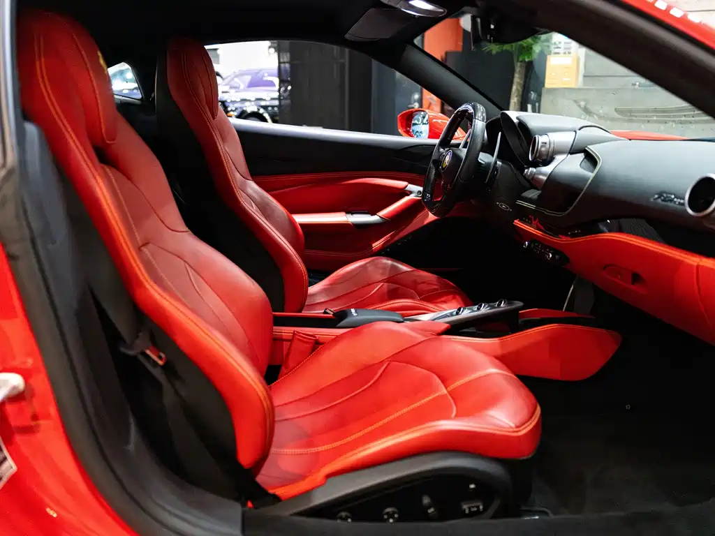 Ferrari F8 2022 — фото 22