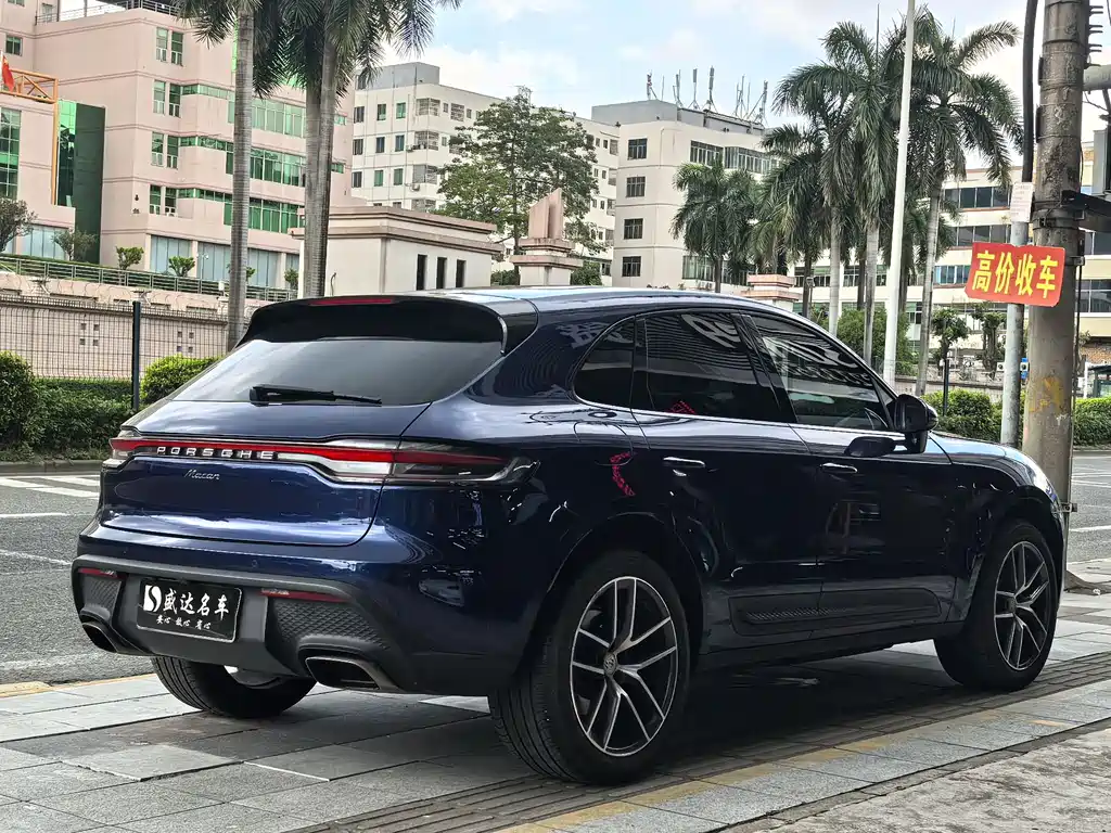 Porsche Macan 2024