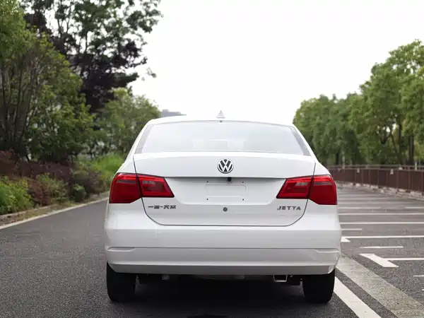 Volkswagen Jetta 2013