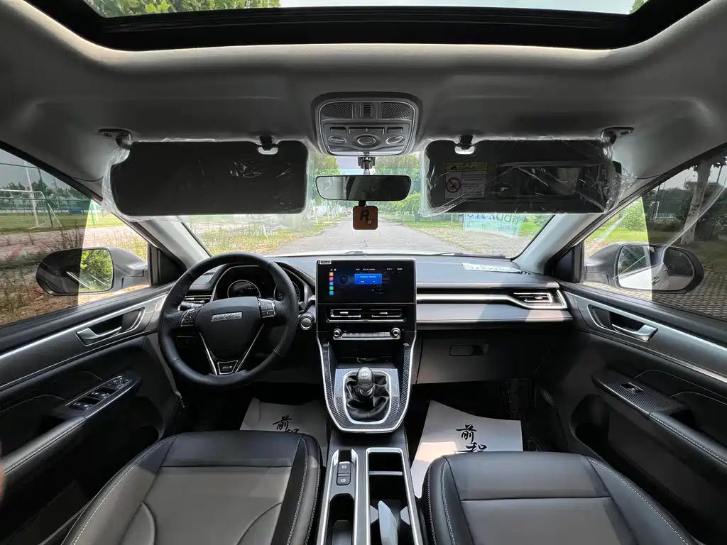 Haval M6 2023 — фото 10