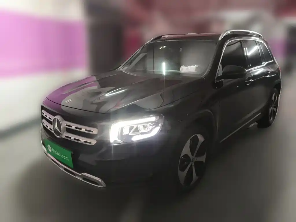 Mercedes-Benz GLB 2021