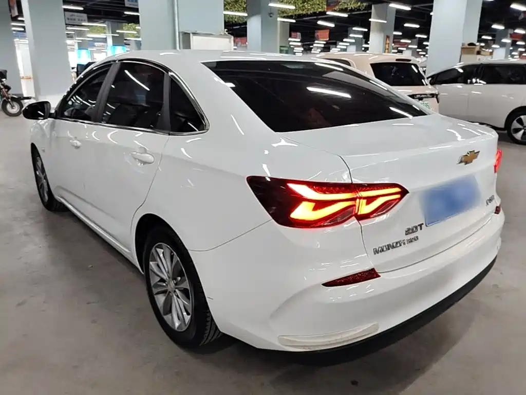 Chevrolet Cruze 2022