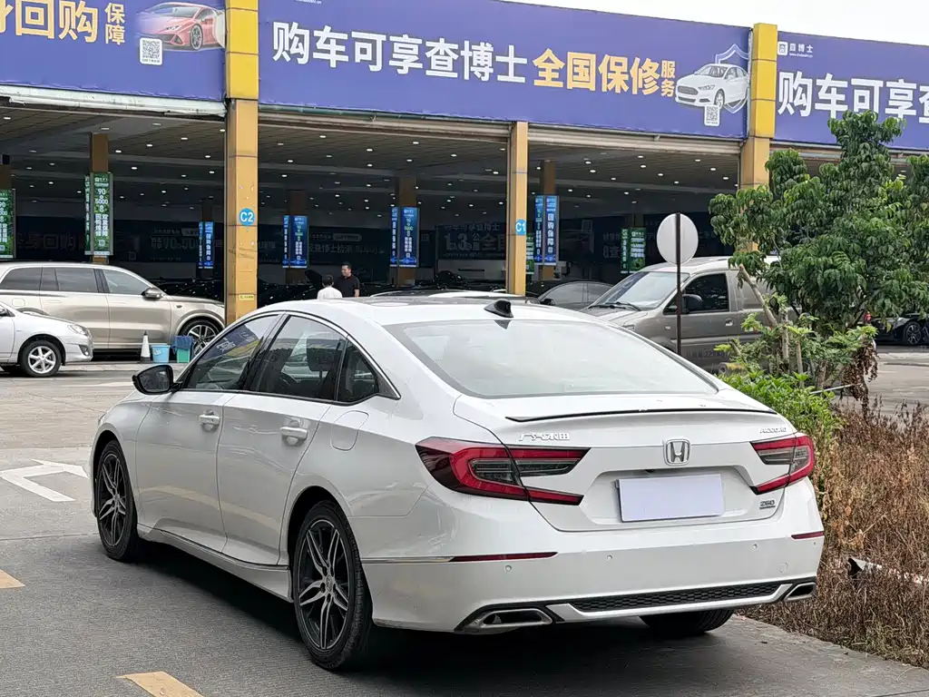 Honda Accord 2021 — фото 13