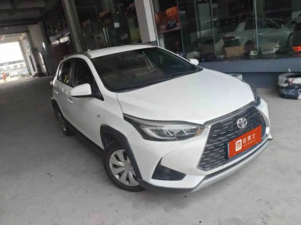 Toyota Yaris L 2022