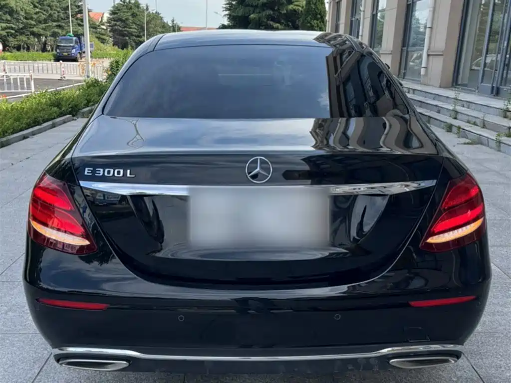 Mercedes-Benz E-Class 2018 — фото 5