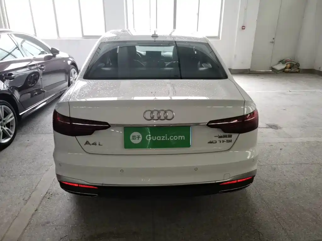 Audi A4L 2024