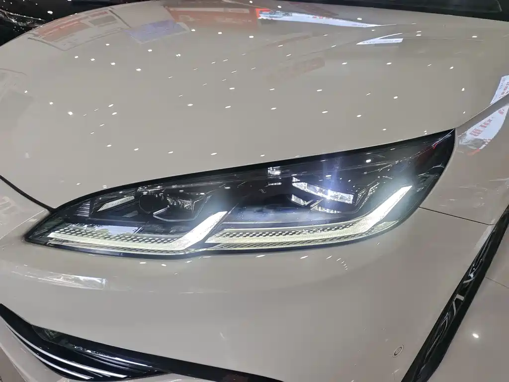 BYD Seal 06 2025 — фото 10
