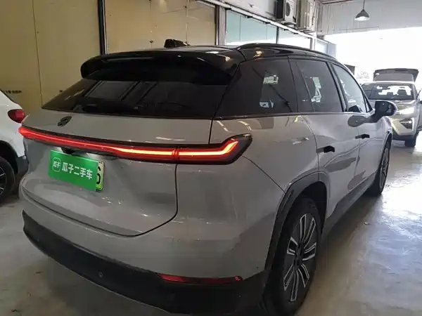 NIO ES7 2022