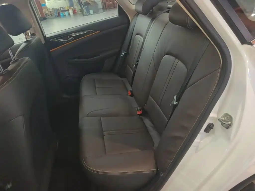 Changan Eado DT 2019 — фото 17