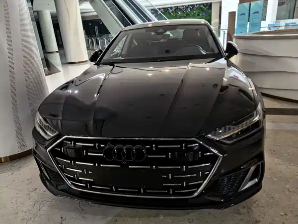 Audi A7L 2023