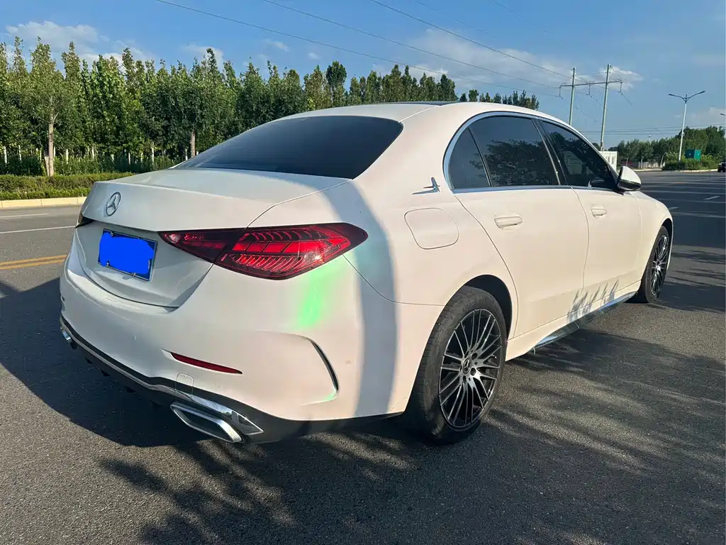 Mercedes-Benz C-Class 2023 — фото 14