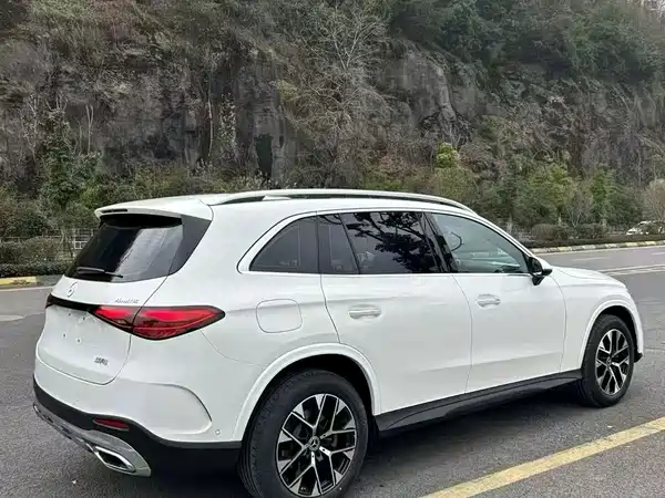 Mercedes-Benz GLC 2024