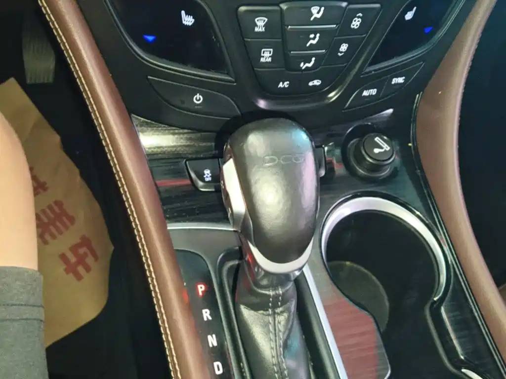 Buick Envision Plus 2020 — фото 14