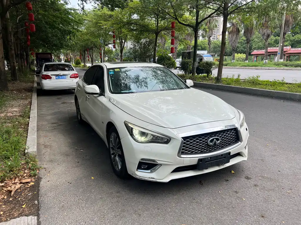 Infiniti Q50L 2018 — фото 3