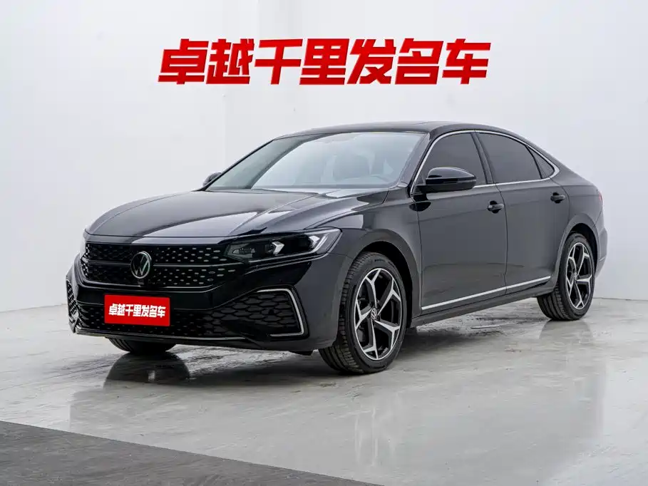 Volkswagen Passat 2024