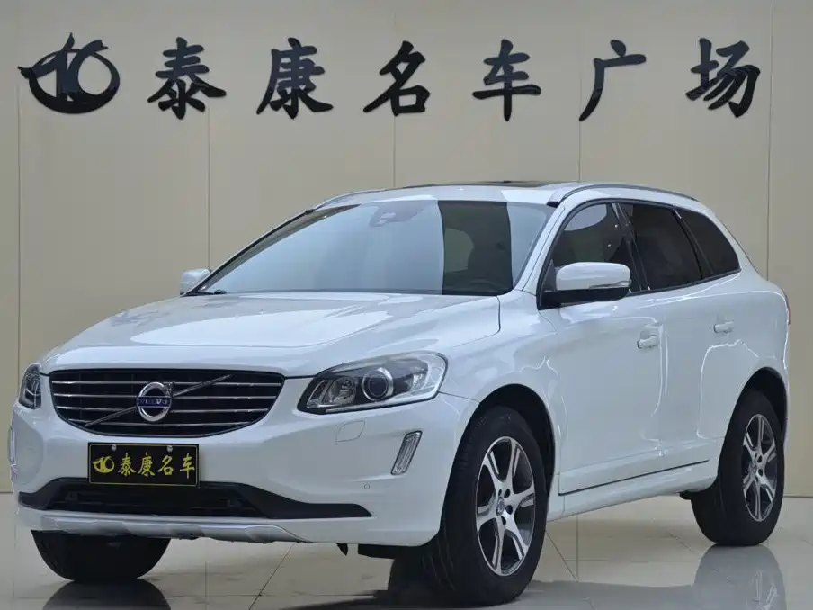 Volvo XC60 2013 — фото 1