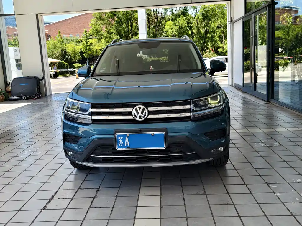 Volkswagen Tharu 2018