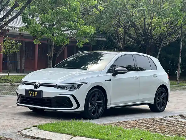 Volkswagen Golf 2020
