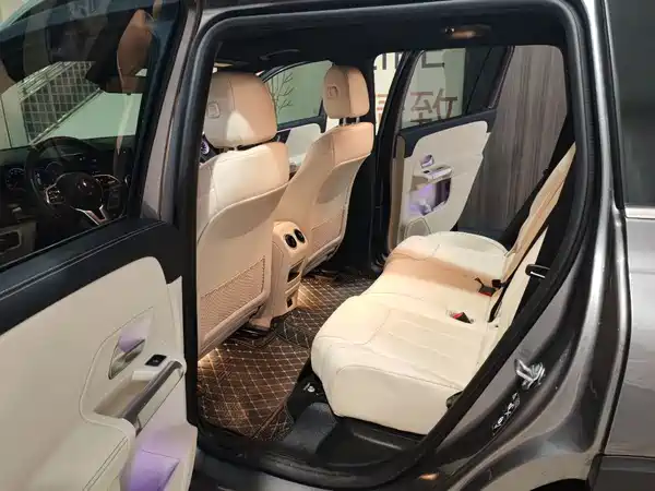 Mercedes-Benz EQB 2023