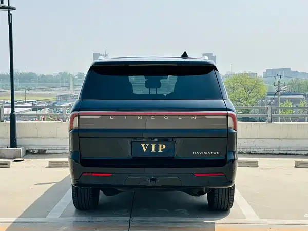 Lincoln Navigator 2025