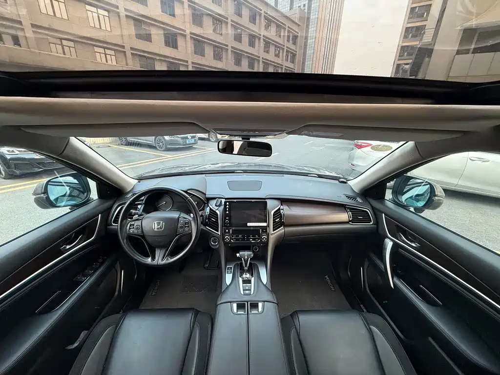 Honda Avancier 2017 — фото 10
