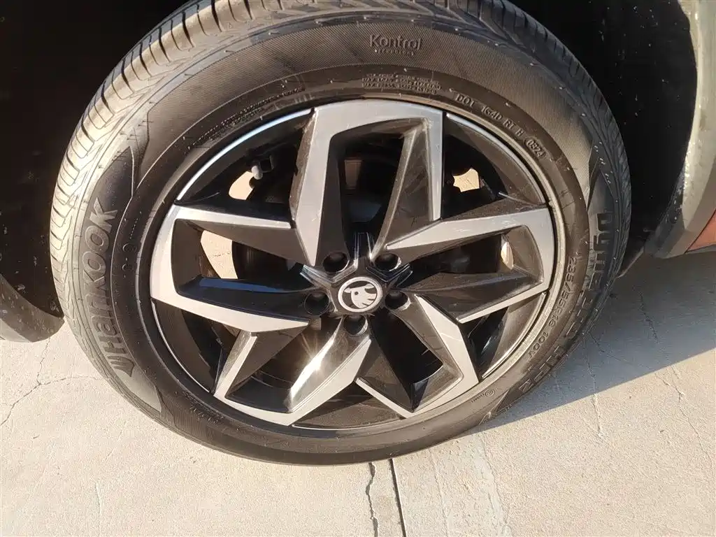 Skoda Kodiaq GT 2020 — фото 26