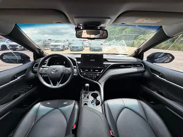 Toyota Camry 2022