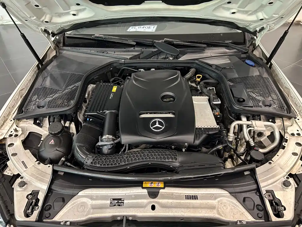 Mercedes-Benz C-Class 2018 — фото 20