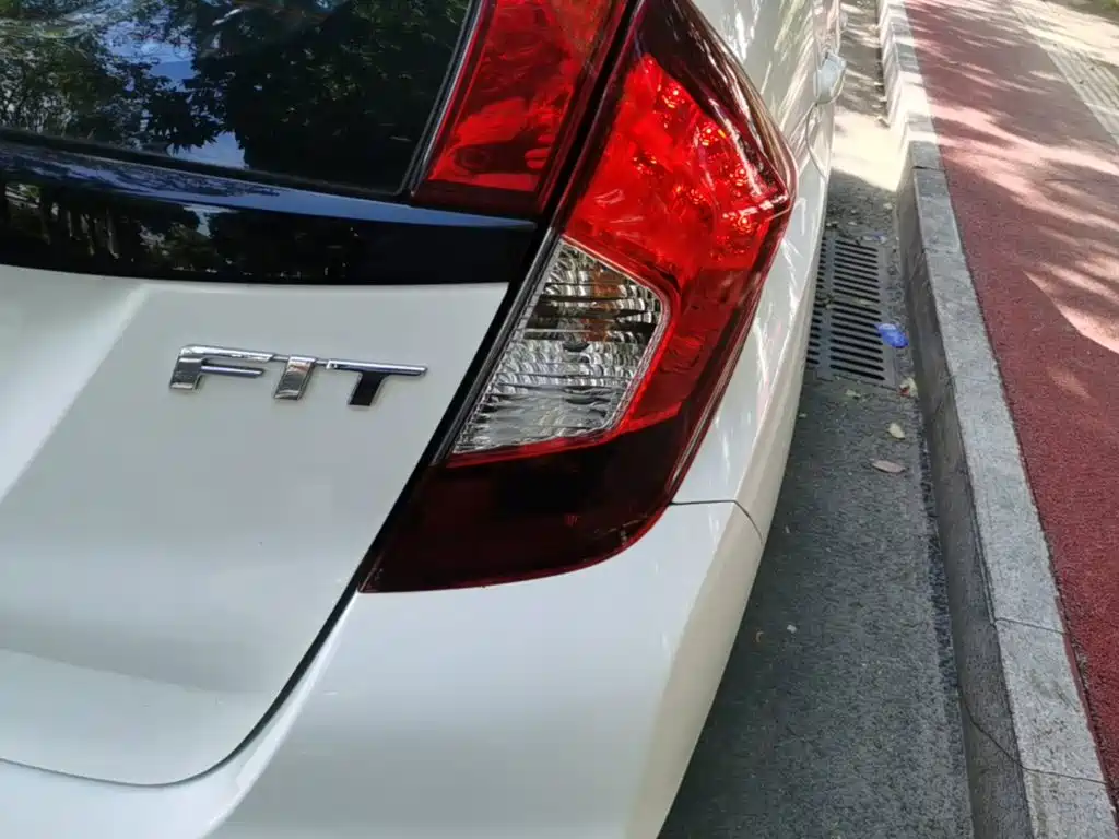 Honda Fit 2019 — фото 8