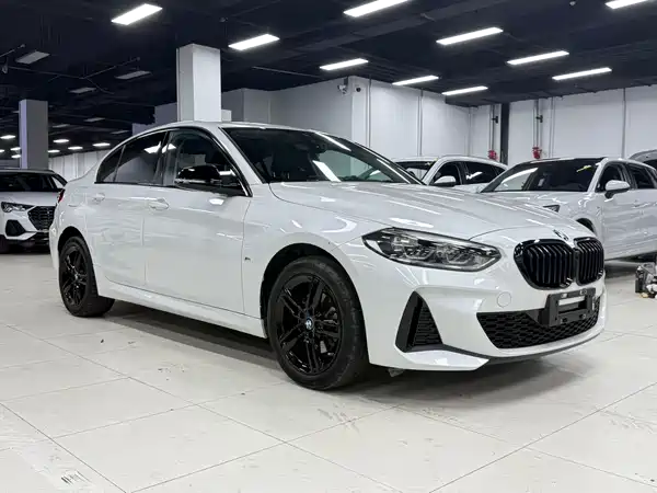 BMW 1 Series 2022
