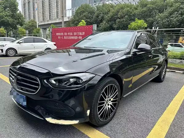 Mercedes-Benz C-Class 2022