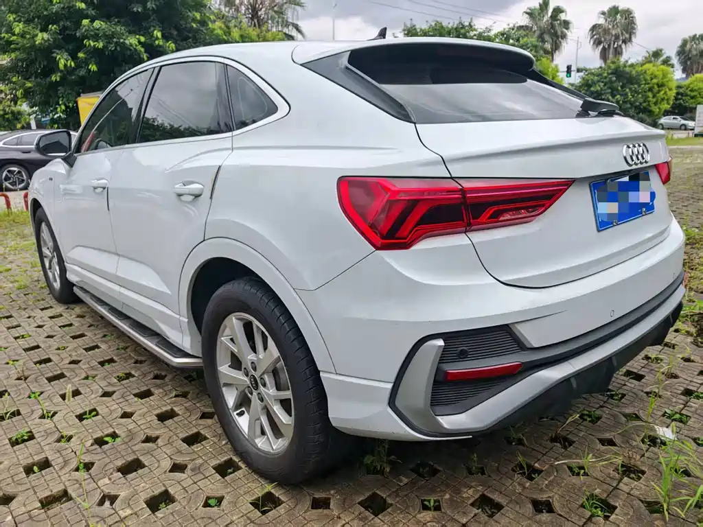 Audi Q3 Sportback 2022 — фото 6