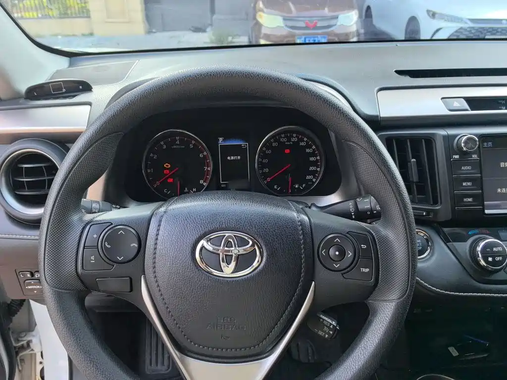 Toyota RAV4 2019