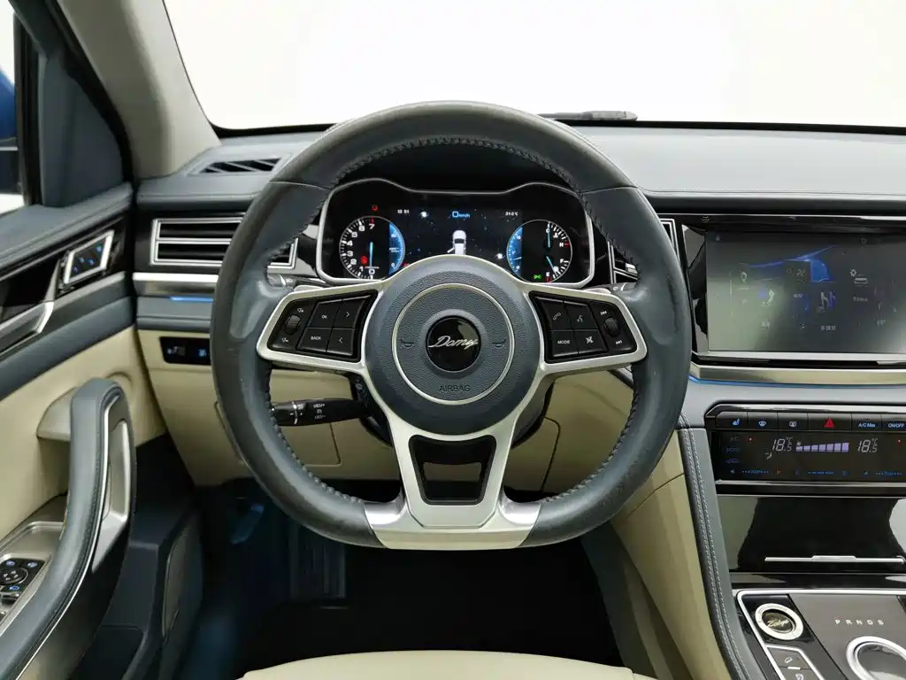 Zotye Damai X7 2017 — фото 11