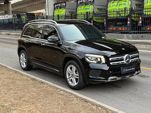 Mercedes-Benz GLB 2022